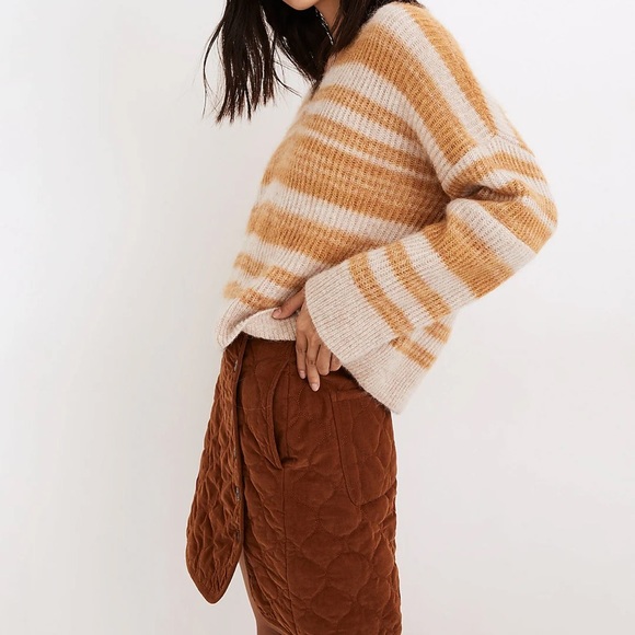 Space-Dyed Staley V-Neck Pullover Sweater, M - Picture 3 of 9